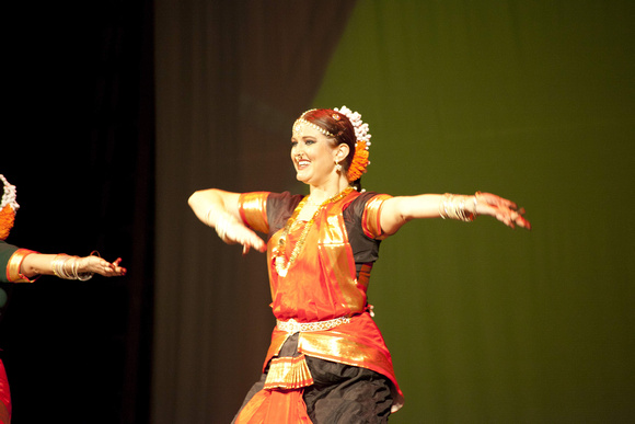 Amira Dance (1)